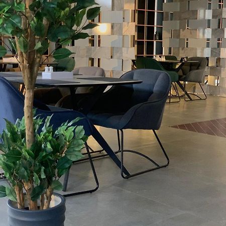 Swiss In Park Tabuk Hotel Екстериор снимка