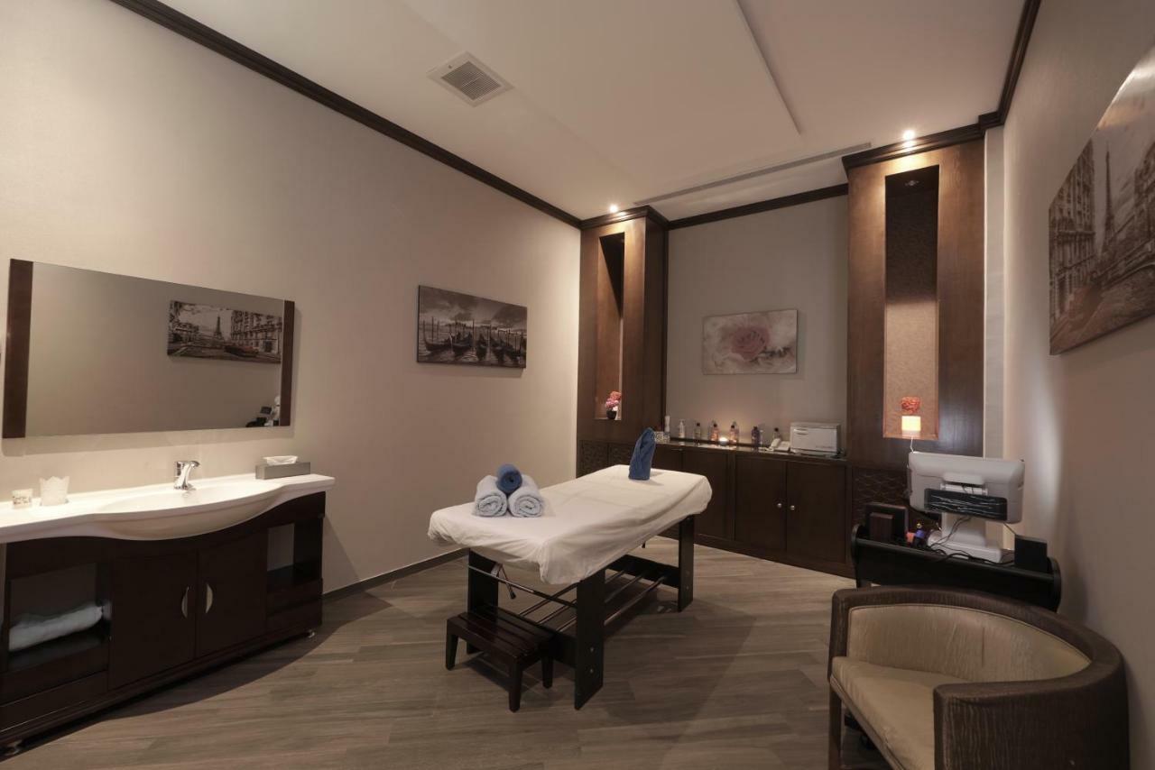 Swiss In Park Tabuk Hotel Екстериор снимка